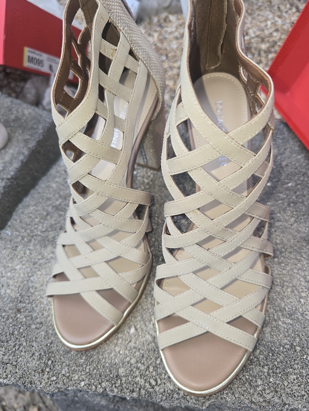 NEW Donald J. Pliner Sandals In Box